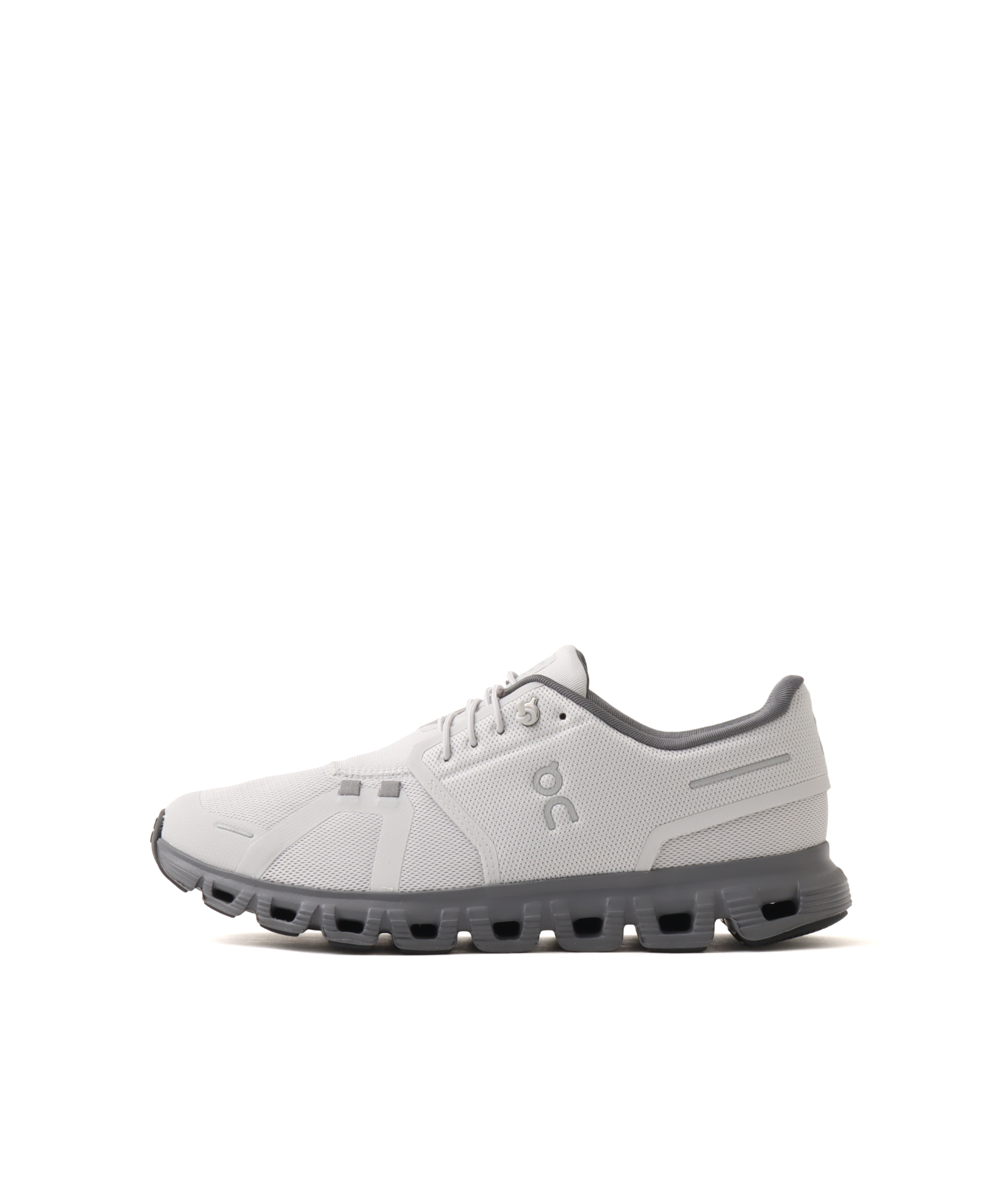 On Cloud 6 M