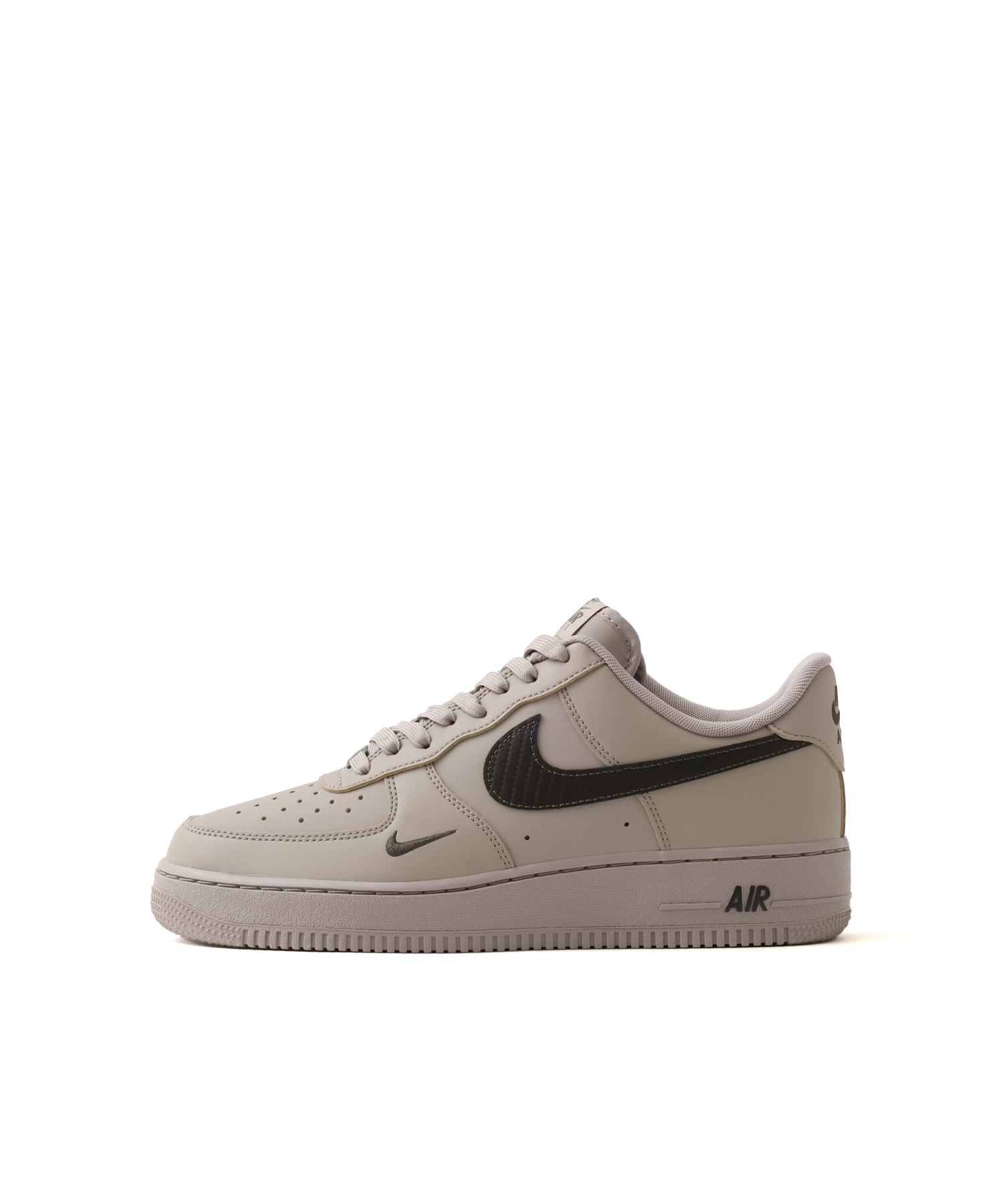 NIKE AIR FORCE 1 07