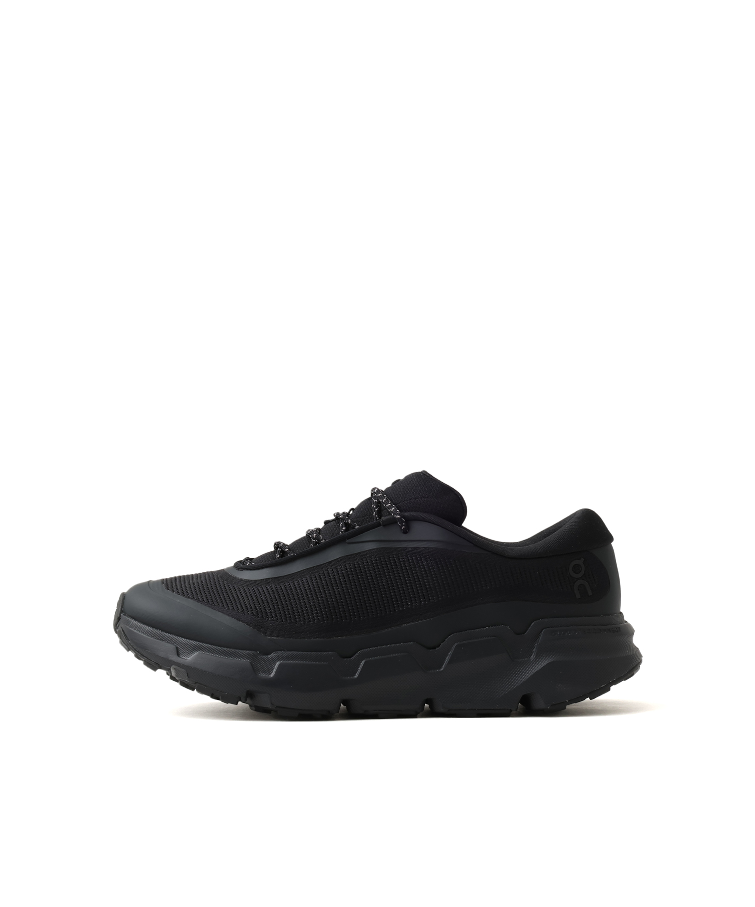 ON CLOUDSOMA HIKE 1 M