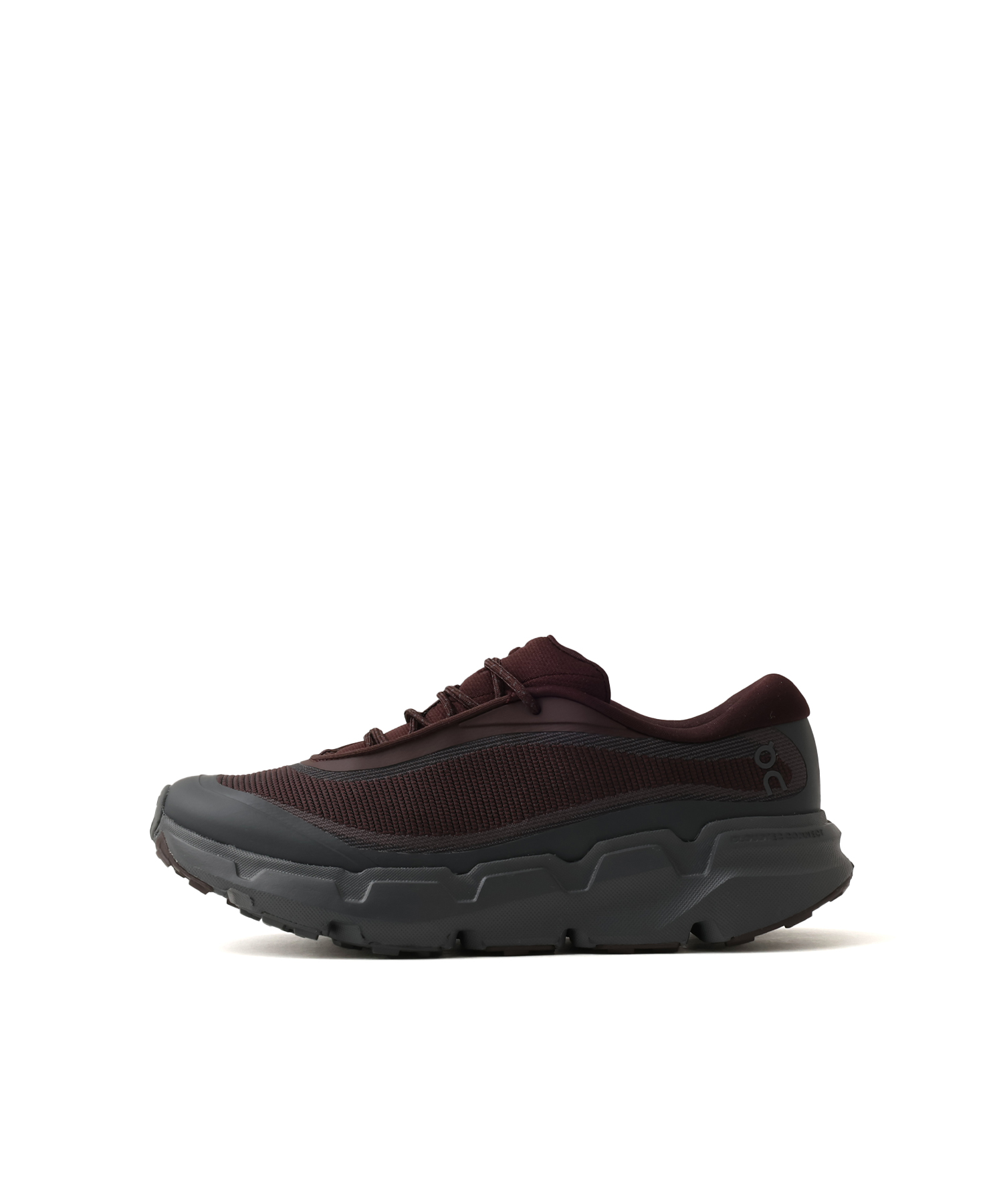 ON CLOUDSOMA HIKE 1 M