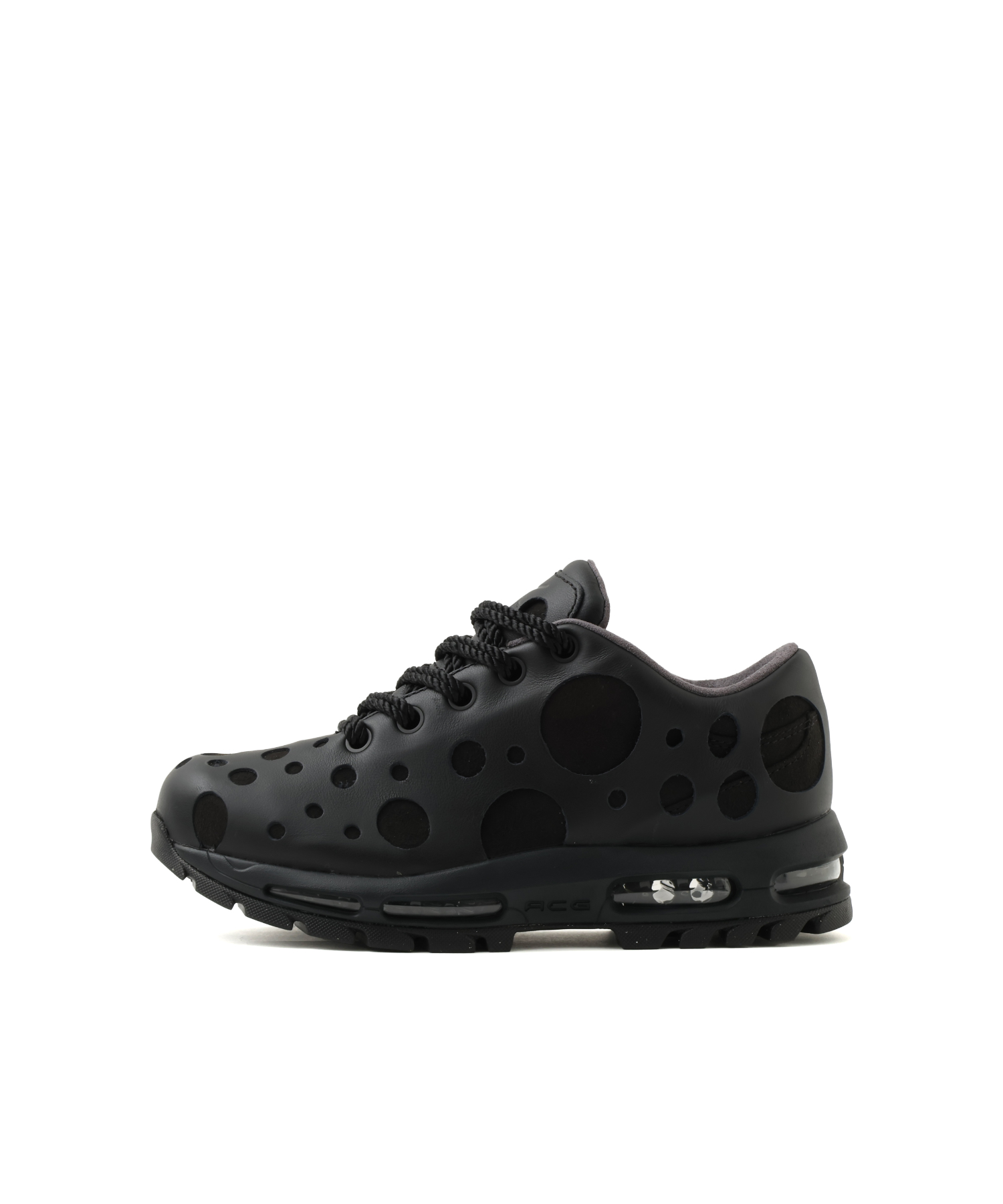 NIKE AIR MAX GOADOME LOW QS