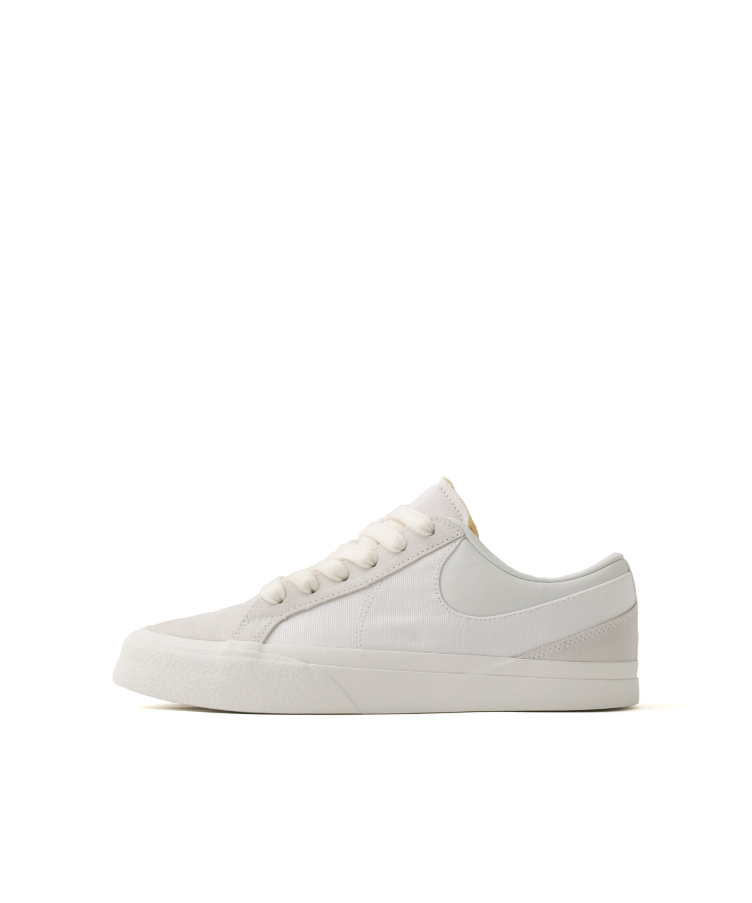 NIKE BLAZY