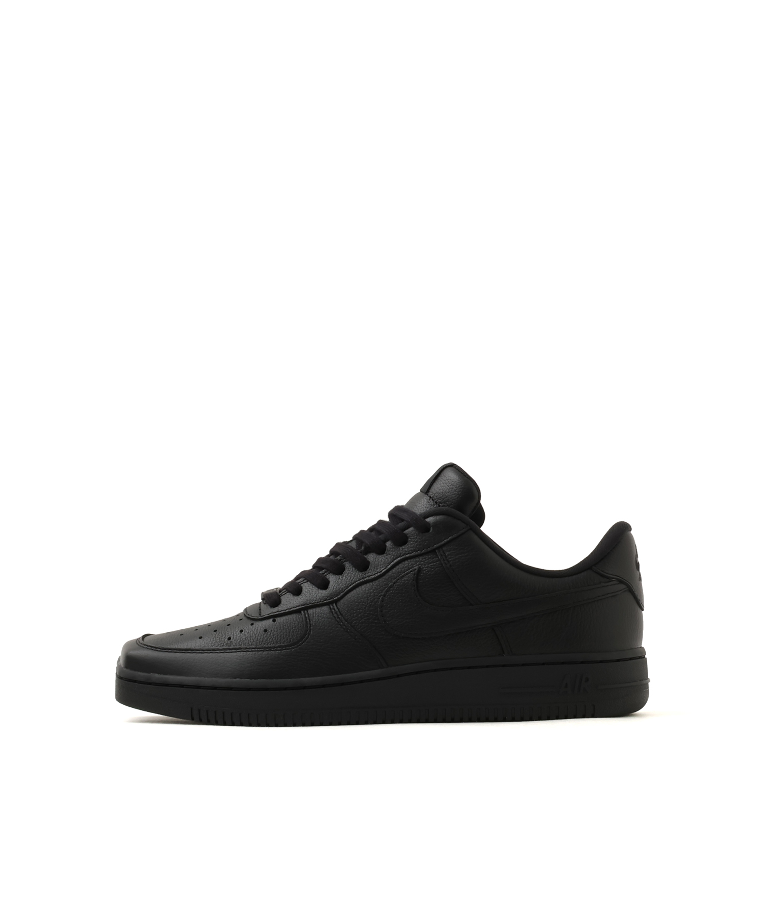 NIKE AIR FORCE 1 SQT
